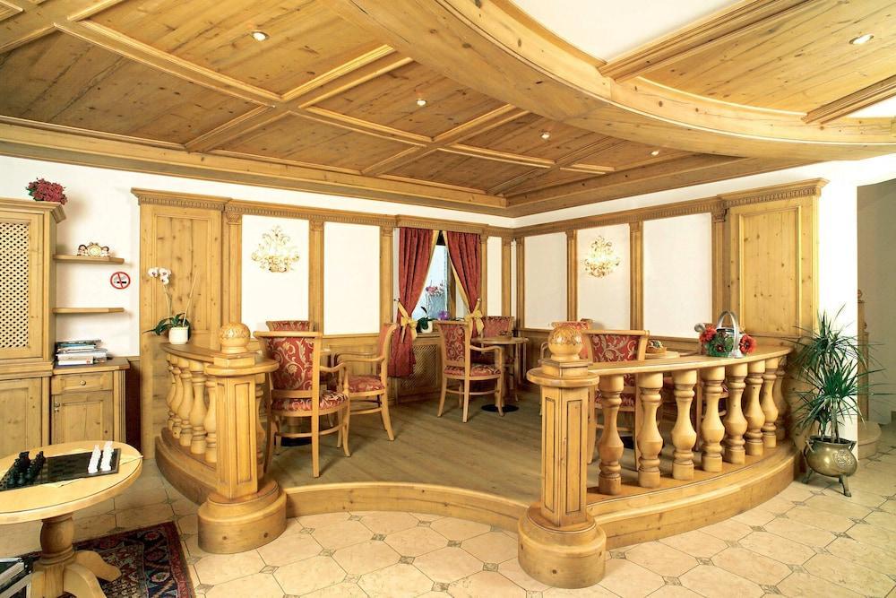 Hotel Flora Sëlva Buitenkant foto
