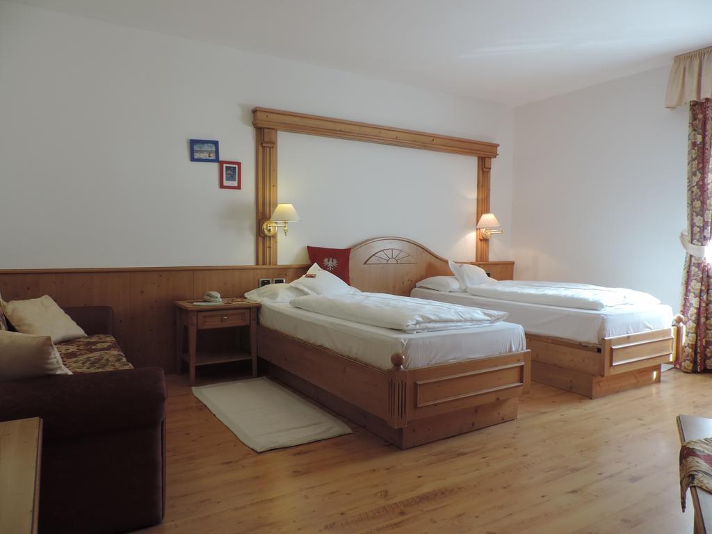 Hotel Flora Sëlva Kamer foto