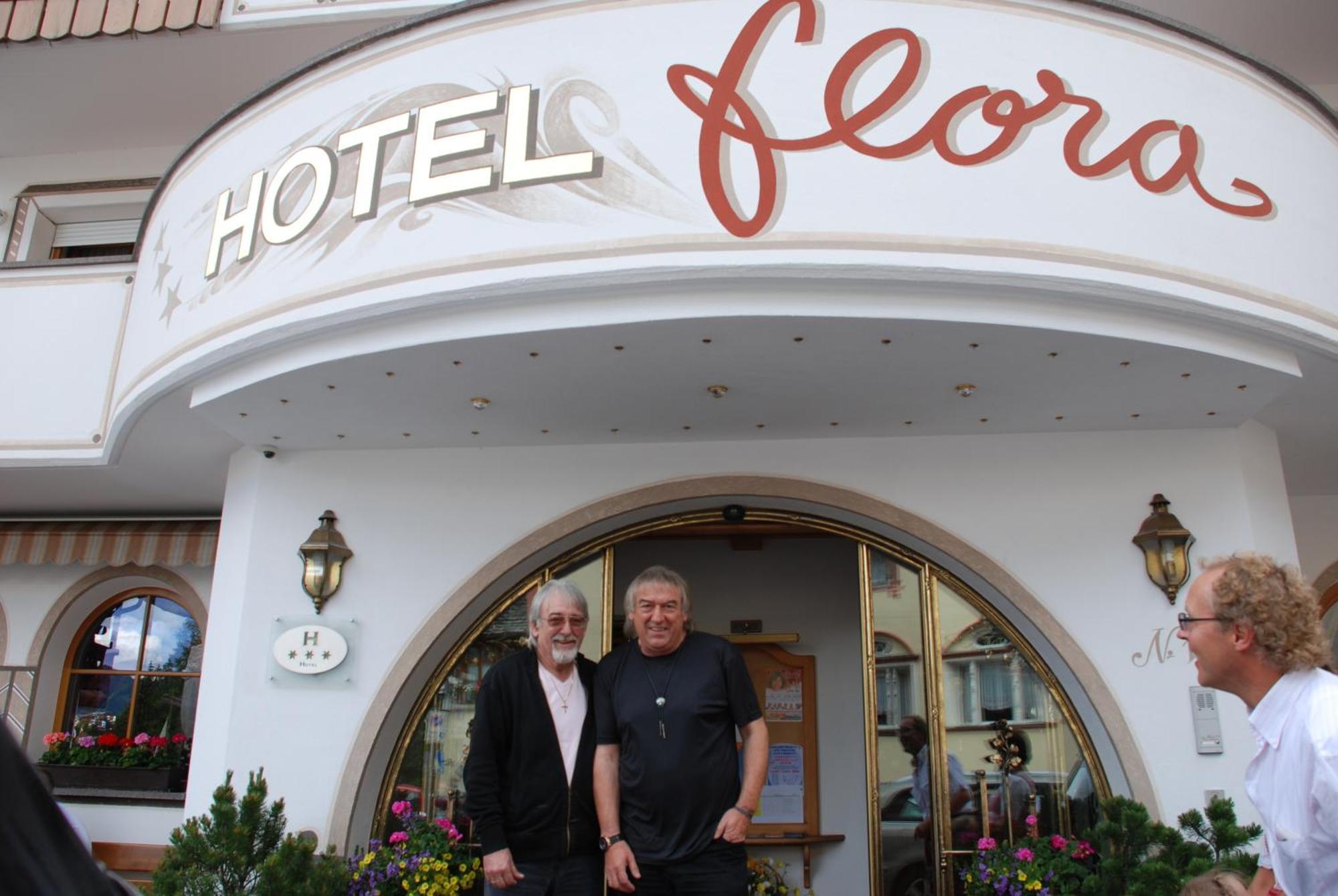 Hotel Flora Sëlva Buitenkant foto